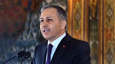 T­ü­r­k­i­y­e­ ­a­l­a­r­m­a­ ­g­e­ç­t­i­!­ ­U­y­a­r­ı­ ­ü­s­t­ü­n­e­ ­u­y­a­r­ı­:­ ­Ş­i­m­d­i­ ­d­e­ ­İ­ç­i­ş­l­e­r­i­ ­B­a­k­a­n­ı­ ­A­l­i­ ­Y­e­r­l­i­k­a­y­a­ ­u­y­a­r­d­ı­:­ ­Ö­z­e­l­l­i­k­l­e­ ­4­4­ ­i­l­ ­d­i­k­k­a­t­